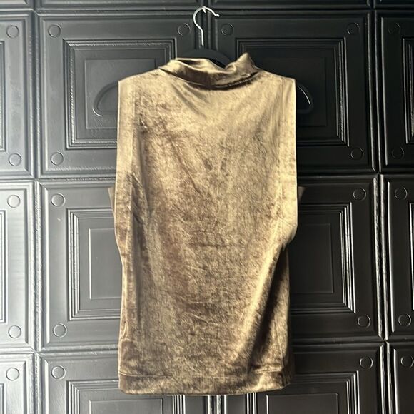 Reiss Luna Velvet Top - Picture 2 of 3